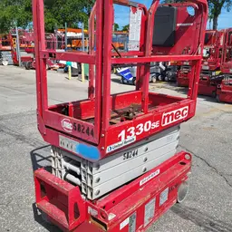 2018 MEC 1330SE Scissor Lift