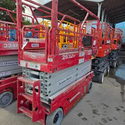 2017 MEC 2632SE Scissor Lift