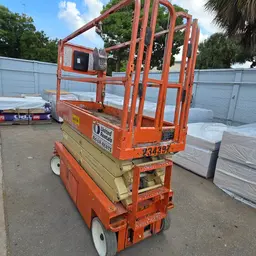 2019 Snorkel S3226E Scissor Lift