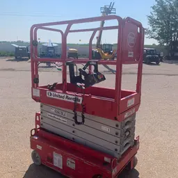 2018 MEC MICRO 19 Scissor Lift