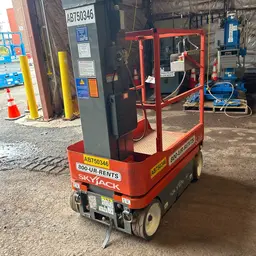 2018 Skyjack SJ16 Self-Propelled One-Person Lift