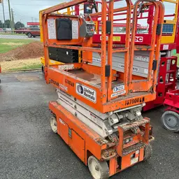 2016 Snorkel S3219E Scissor Lift