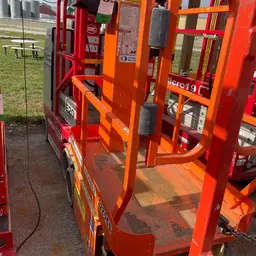 2017 JLG 1230ES Self-Propelled One-Person Lift