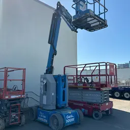 2015 Genie Z-30/20N Articulating Boom Lift