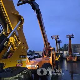 2018 SKYTRAK 8042 Forklift