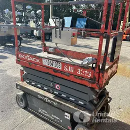 2016 Skyjack SJIII3219 Scissor Lift