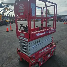 2018 MEC MICRO 19 Scissor Lift