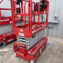 2019 MEC MICRO 19 Scissor Lift