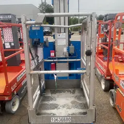 2017 Genie GR-20 Self-Propelled One-Person Lift