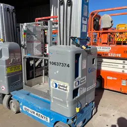2017 Genie GR-20 Self-Propelled One-Person Lift