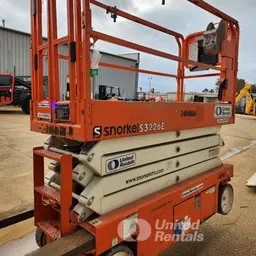 2019 Snorkel S3226E Scissor Lift