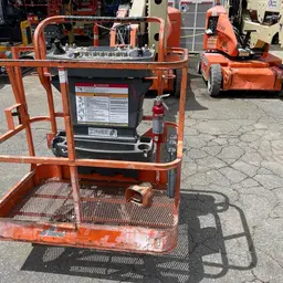 2015 JLG E400AJPN Articulating Boom Lift