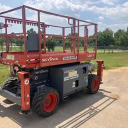 2018 Skyjack SJ6826RT Rough Terrain Scissor Lift