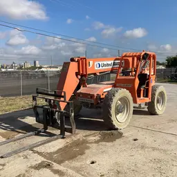 2015 SKYTRAK 6042 Forklift