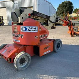 2015 JLG E400AJPN Articulating Boom Lift