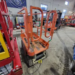 2014 JLG 1230ES Self-Propelled One-Person Lift