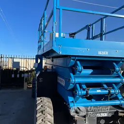 2016 Genie GS-4390 RT Rough Terrain Scissor Lift