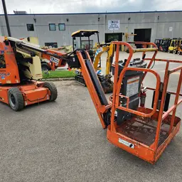 2015 JLG E300AJP Articulating Boom Lift