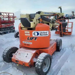 2014 JLG E450AJ Articulating Boom Lift