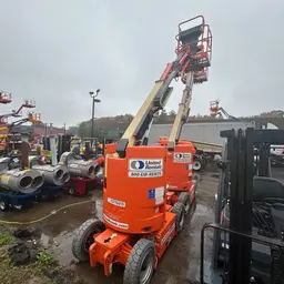 2018 JLG E300AJP Articulating Boom Lift