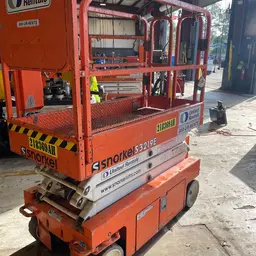 2018 Snorkel S3219E Scissor Lift