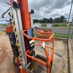 2020 Snorkel UL40DC Pusharound Lift