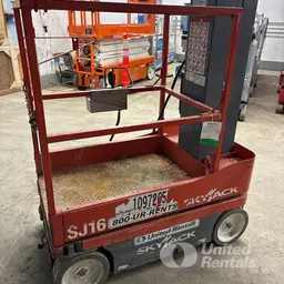 2019 Skyjack SJ16 Self-Propelled One-Person Lift