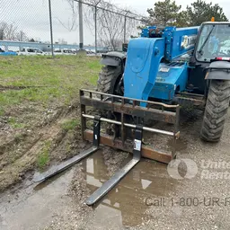 2017 Genie GTH-844D Forklift