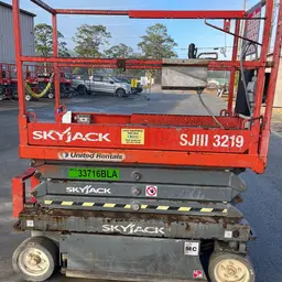 2016 Skyjack SJIII3219 Scissor Lift