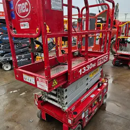 2018 MEC 1330SE Scissor Lift