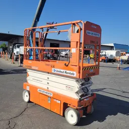 2018 Snorkel S3226E Scissor Lift