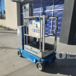 2016 Genie GR-20 Self-Propelled One-Person Lift