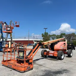 2017 JLG 600AJ Articulating Boom Lift