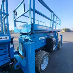 2014 Genie GS-4390 RT Rough Terrain Scissor Lift