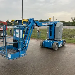2017 Genie Z-30/20N Articulating Boom Lift