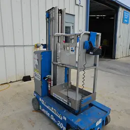 2018 Genie GR-20 Self-Propelled One-Person Lift
