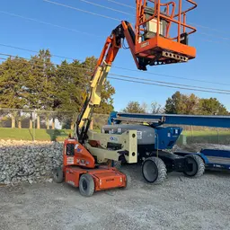 2015 JLG E400AJPN Articulating Boom Lift