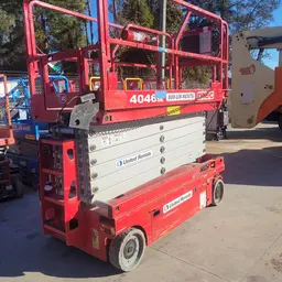 2018 MEC 4046SE Scissor Lift
