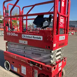 2017 MEC 1930SE Scissor Lift