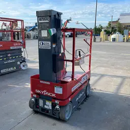 2018 Skyjack SJ16 Self-Propelled One-Person Lift