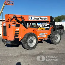 2017 SKYTRAK 8042 Forklift