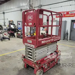 2018 MEC MICRO 19 Scissor Lift