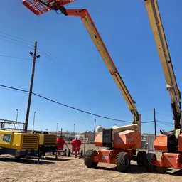 2013 JLG 800AJ Articulating Boom Lift