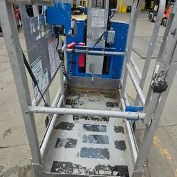 2016 Genie GR-20 Self-Propelled One-Person Lift