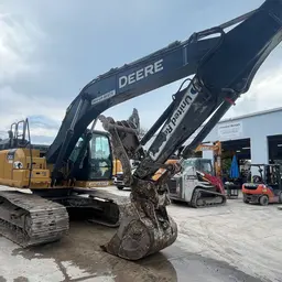 2019 John Deere 210G LC Excavator