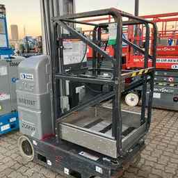 2017 JLG 20MVL Self-Propelled One-Person Lift