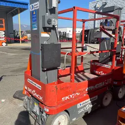 2018 Skyjack SJ12 Self-Propelled One-Person Lift