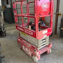 2017 MEC 1330SE Scissor Lift