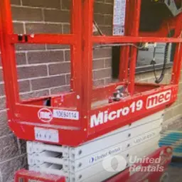 2017 MEC MICRO 19 Scissor Lift