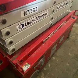 2018 MEC MICRO 19 Scissor Lift